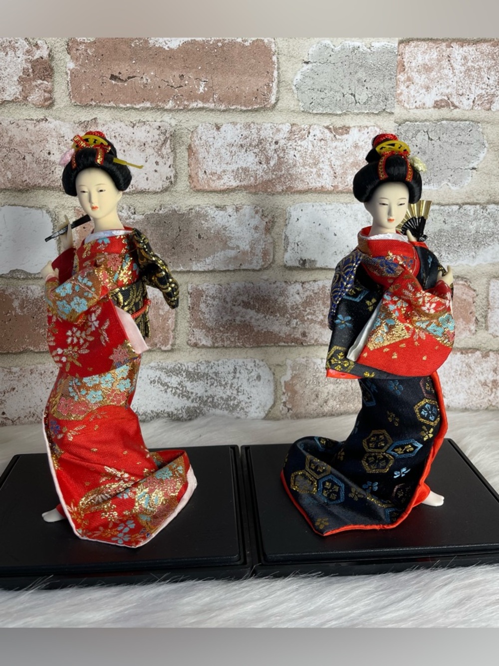 Pair of Japanese Geisha Dolls in Red and Black Kimono